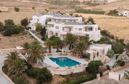 Logaras Hotel | Pnoi Hotel