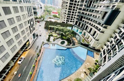 Downtown Apartment | Poblacion Stay with Pool Gym Jacuzzi and Pool Table