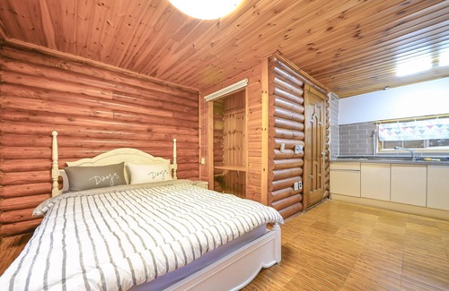 Pocheon House | Pocheon Arumdri Pension