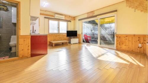 Pocheon House | Pocheon Bomulsum Pension