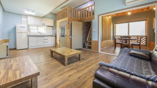 Pocheon House | Pocheon Bomulsum Pension