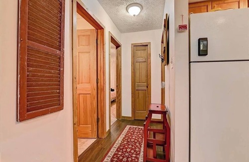 Briar Crest Woods House | Poconos Getaway with Hot Tub-Close to Attractions, Perfect for Family & Friends!