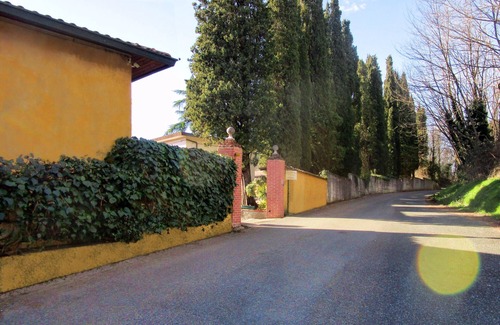 Gassano Cottage | Podere la Piana Cottage Cherry Tree