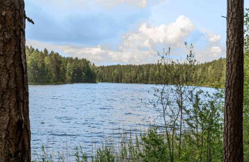 Moletai District Municipality Hotel | Poilsio kompleksas Tolieja Vieta renginiams bei poilsiui ant ežero kranto
