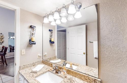 Table Rock Apartment | Pointe Royale #55-5