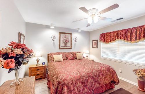 Table Rock Apartment | Pointe Royale #55-5