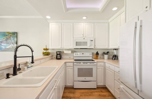 Poipu Condo | Poipu Sands 116 - Ground-Floor Condo with Pool & Hot Tub Access, Steps from Stunning Beaches