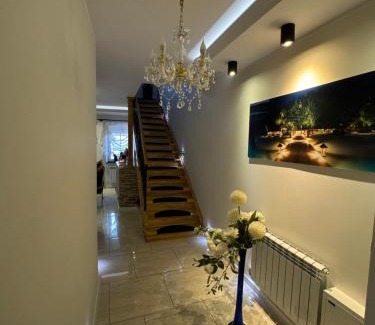 Wambierzyce House | Pokoje Gościnne u Reni