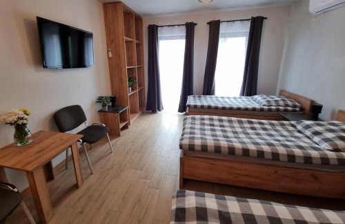 Kielce House | Pokoje pod Wietrznią