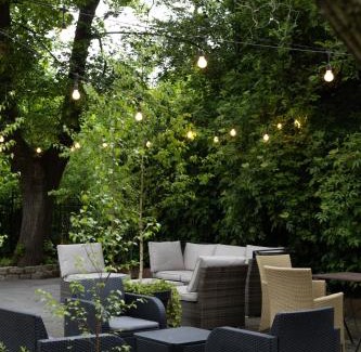 Radkow Bed & Breakfast | Pokoje Pod Zamkiem