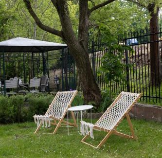 Radkow Bed & Breakfast | Pokoje Pod Zamkiem