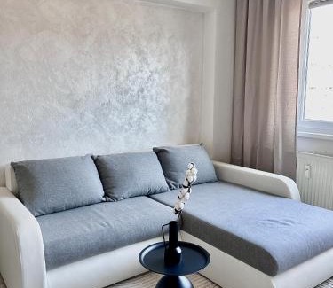 Banska Bystrica Apartment | Pokojný a slnečný apartmán blízko centra 24h self check-in