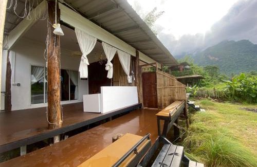 Chiang Dao House | Pond Pond Chiangdao