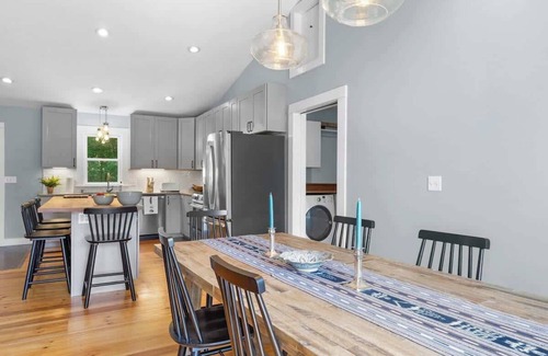 Blue Hill House | Pondside Retreat with Private Island!
