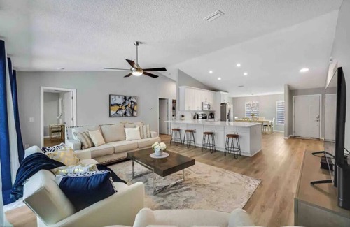 Cobbs Landing House | *Pool* 8.5 miles to Honeymoon Island. 4 bdr