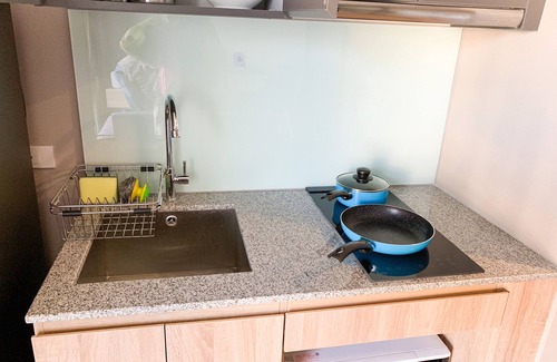 Sathorn Apartment | Pool! For Sightseeing, Playing & Food.