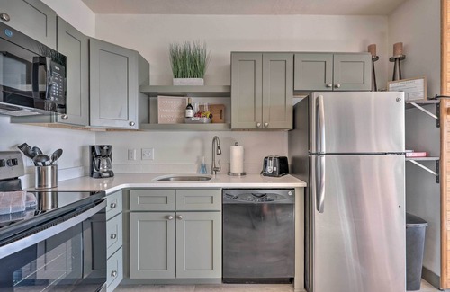 Wildernest Condo | Pool & Hot Tub Access: Silverthorne Condo!