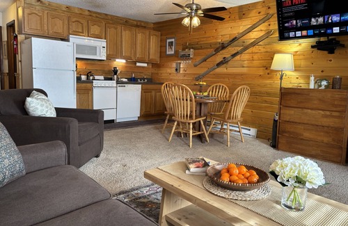 Granby Apartment | Pool~Hot Tubs~Views~Sleeps 4~Studio~Free WiFi~Near RMNP & Winter Park! 18