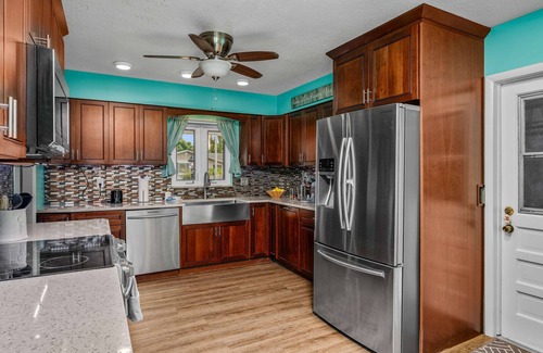 Boca Ciega Ridge Apartment | Pool, putting green, Outdoor oasis, 3Mi to beach