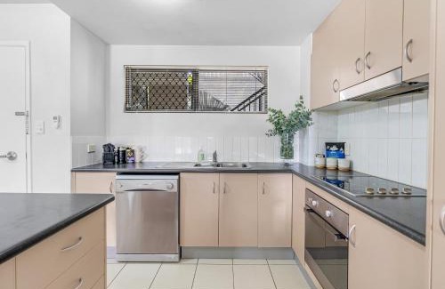 Parramatta Park Apartment | Poolside on Martyn - Relax by the Resort Pool