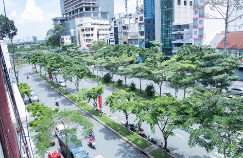 Nguyen Hue Walking Street House | Pop by Vietnam Apartment - Great Location @Ben Thanh @Bitexco