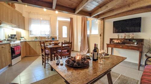 Mochos Apartment | Popi Studio 1 Mochos Square