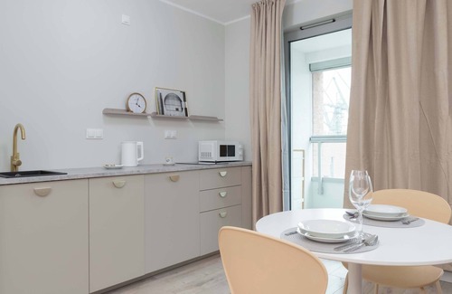 Mlyniska Apartment | Popiełuszki 2 | Elegant Studio | Balcony