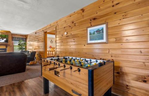 Pigeon Forge Apartment | Poplar Point Condo Unit 12F