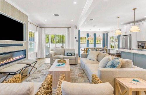 Popponesset House | Popponesset-3-bedrooms, 3.5 baths, sleeps 6, A/C, Pool, Firepit,