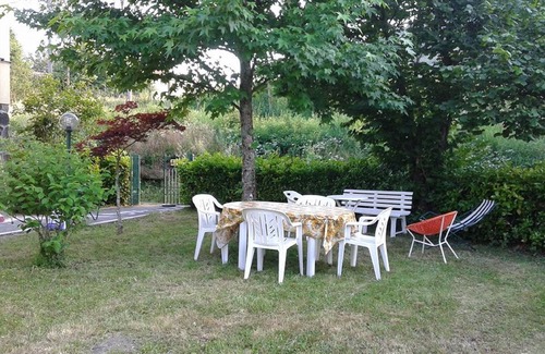 Pavana House | Porretta Holiday Home: holiday home in Porretta Terme with panoramic garden