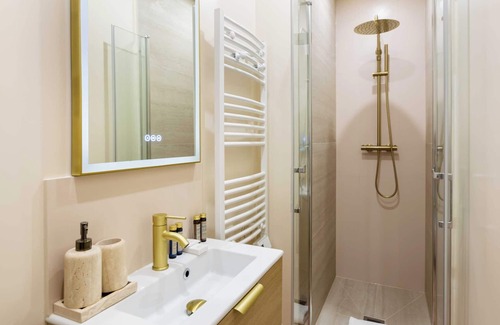 Quartier de la Maison-Blanche Apartment | Port-royal Residence - Charming Studio - 2P