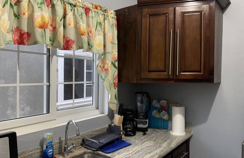 Portmore House | Portmore Hideaway - Cozy 2 bedroom 2 bath retreat in quiet neighborhood . nnnnn