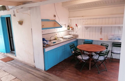 Eastern Sicily Cabin | Portopalo chalet carratois on the sea private garden