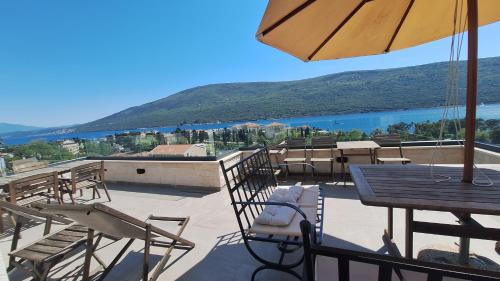 Kumbor Apartment | Porto Vista Penthouse Kumbor