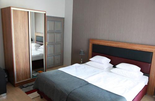 Koszeg Apartment | Portré Apartman