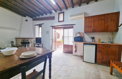 Skarinou Apartment | Poseidon's Pool Paradise