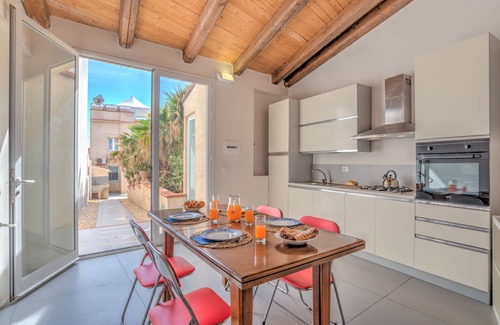 Cava dʼAliga Villa | Poseidone, seafront villa with private pool in Cava d'Aliga (Scicli)