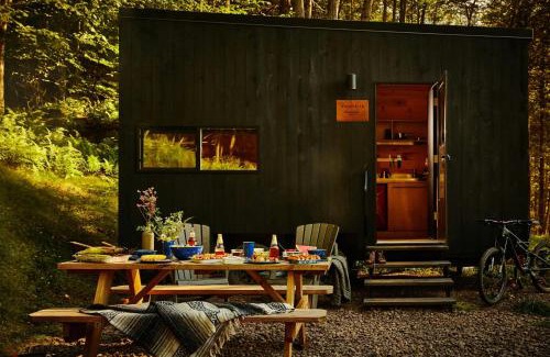 Navasota Other | Postcard Cabins Brazos Valley