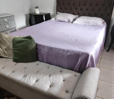 Cianorte House | Pousada Canto dos pássaros