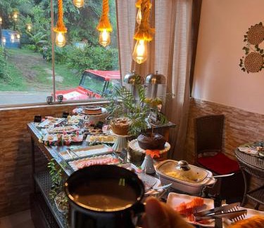 Vila da Trinta Hotel | Pousada da Leide