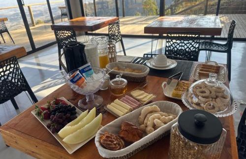 Corrego do Bom Jesus Bed & Breakfast | Pousada Dona Pedra - Cabana Opala