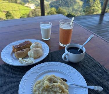 Corrego do Bom Jesus Bed & Breakfast | Pousada Dona Pedra - Cabana Opala