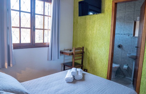 Abernessia Hotel | Pousada Helebastian