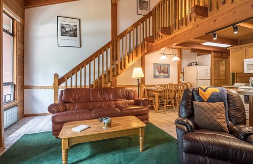 Snowshoe House | Powder Monkey #3: 3 Bedrooms, 2 Full Baths: Slope Side.