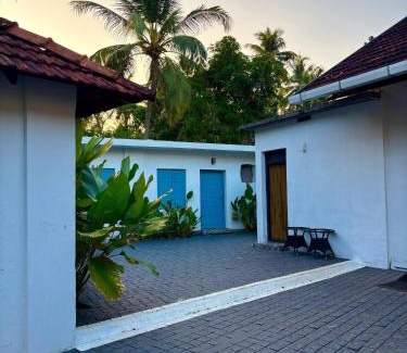 Chavakkad House | PPR Courtyard Guruvayur by LexStays