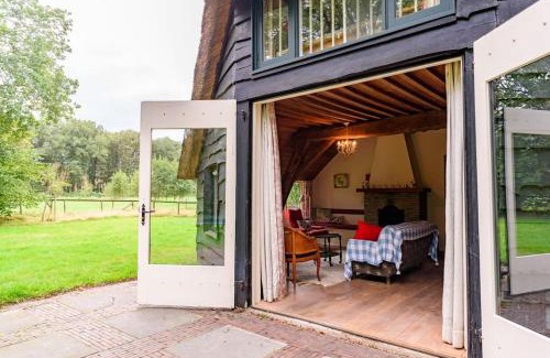Municipality of Scherpenzeel House | Prachtig vrijstaand familiehuis op groot perceel
