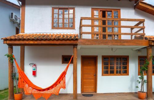 Estaleiro House | Praia do Estaleiro-BC, 2 vagas, Ar, Churras e Pet Friendly