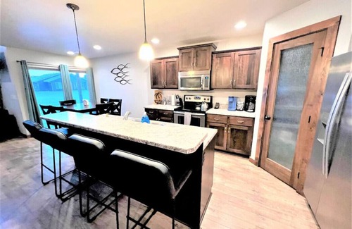 Spirit Lake Cabin | Prairie Palms Hot Tub Haven at Bridges Bay Resort