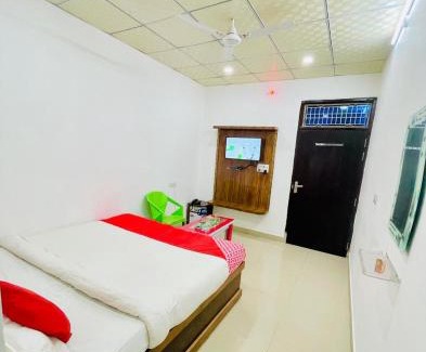 Bharatpur House | Pratap plaza guest house