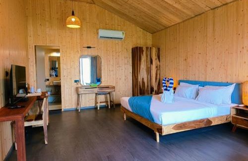 Diu Hotel | Praveg Beach Resort, Nagoa Beach, Diu